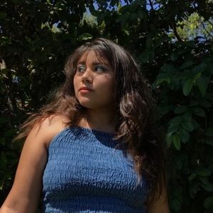 Meet your Posher, Crystal